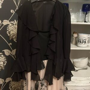 #106 Black flutter top